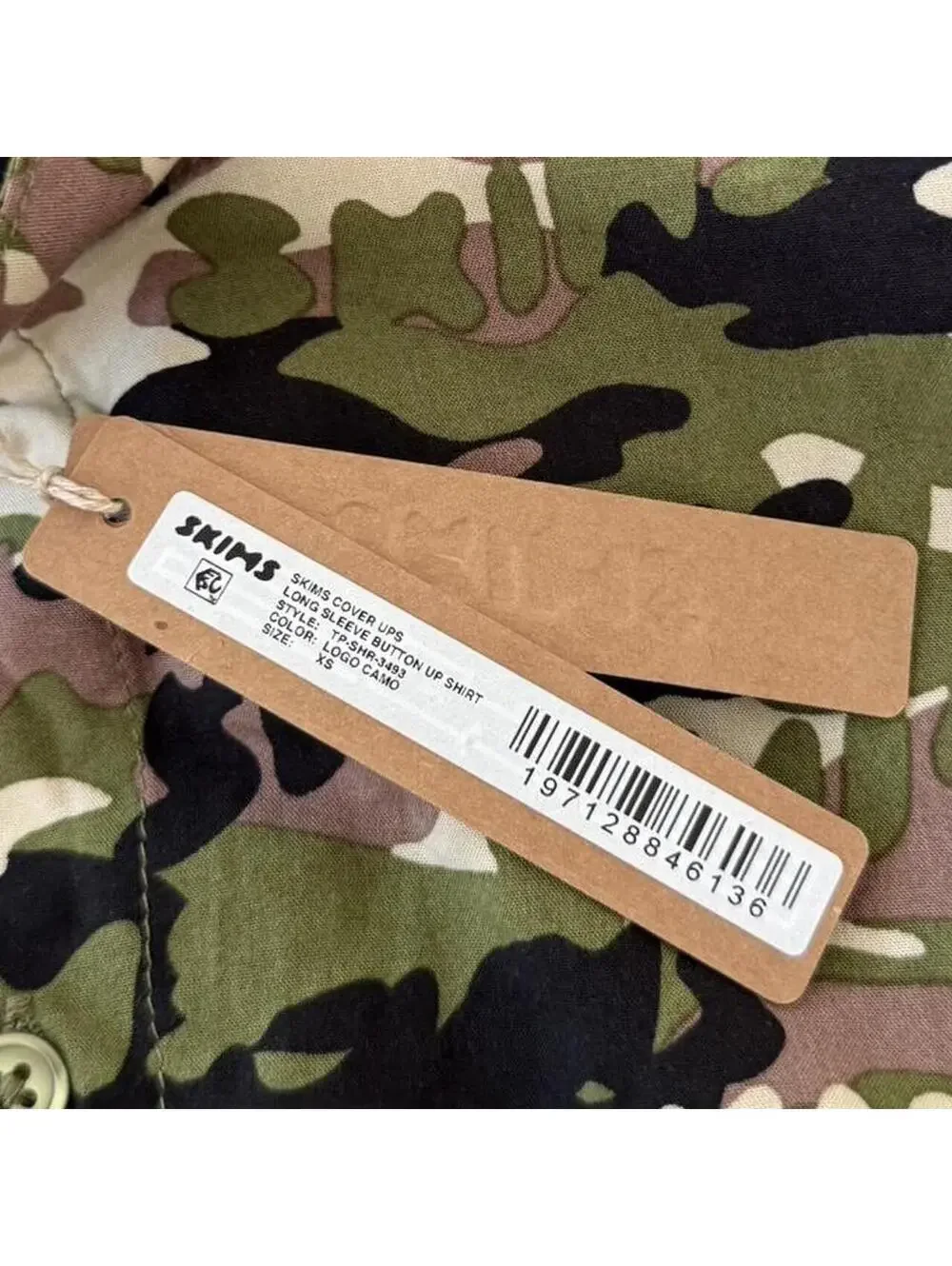 Skims camo long sleeve button down swim cover up shirt NWT size XS